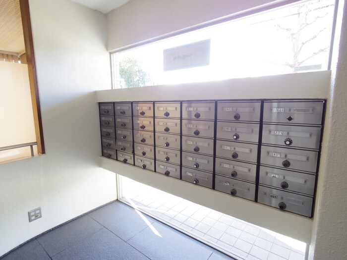 物件外観写真4　(建物設備)