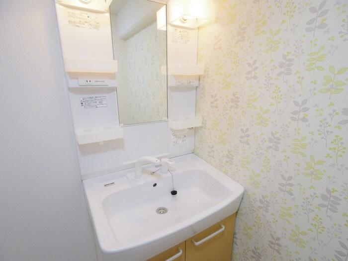 物件内観写真12　(洗面)