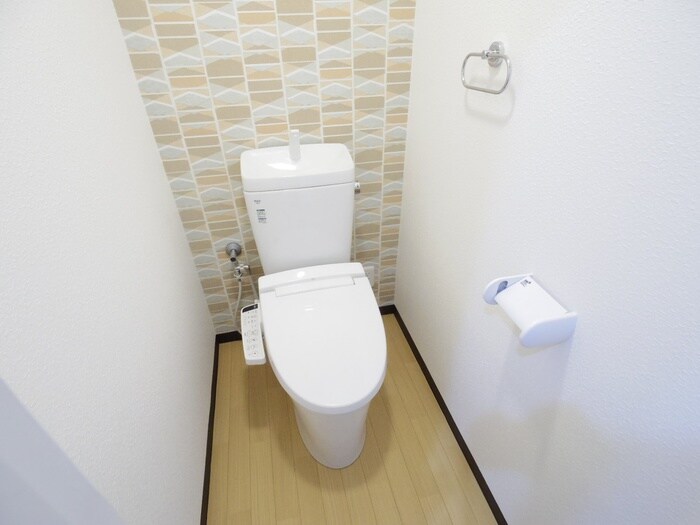 物件内観写真14　(トイレ)