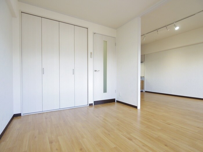 物件内観写真15　(居室)