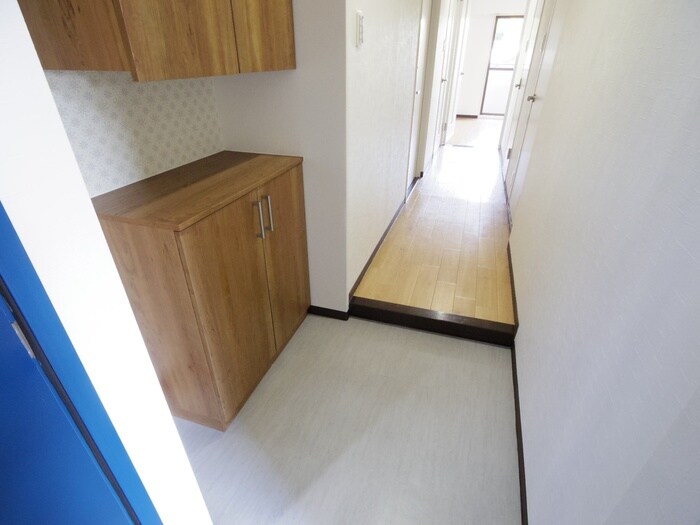 物件内観写真19　(玄関)