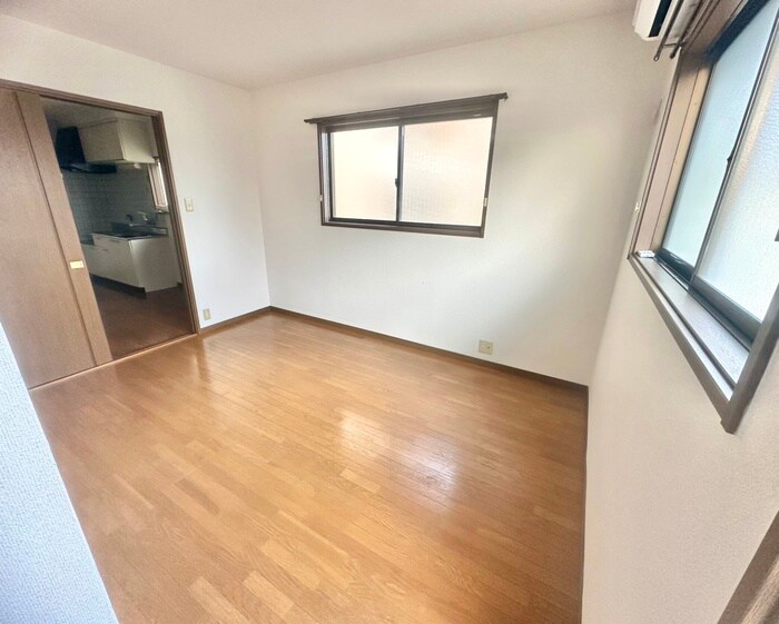 物件内観写真10　(居室)