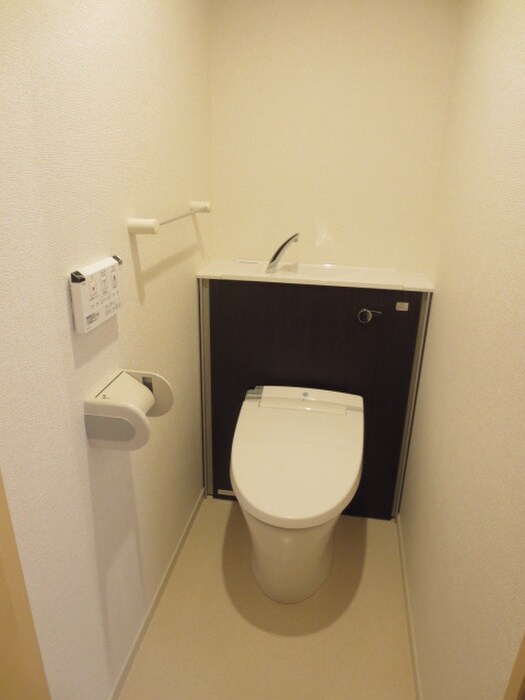 物件内観写真10　(トイレ)