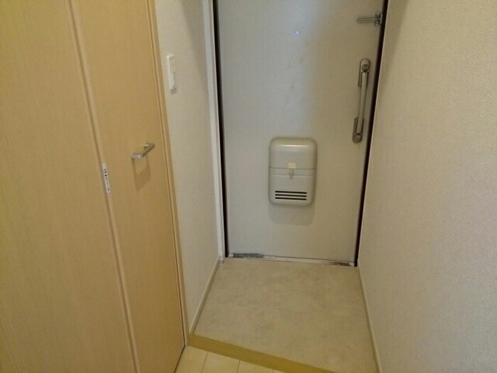 物件内観写真14　(靴箱)