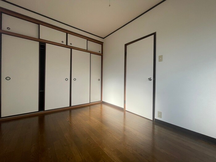 物件内観写真10　(居室)
