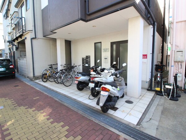 駐輪場