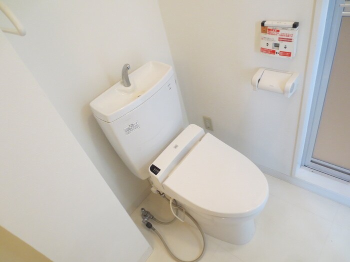 物件内観写真11　(トイレ)