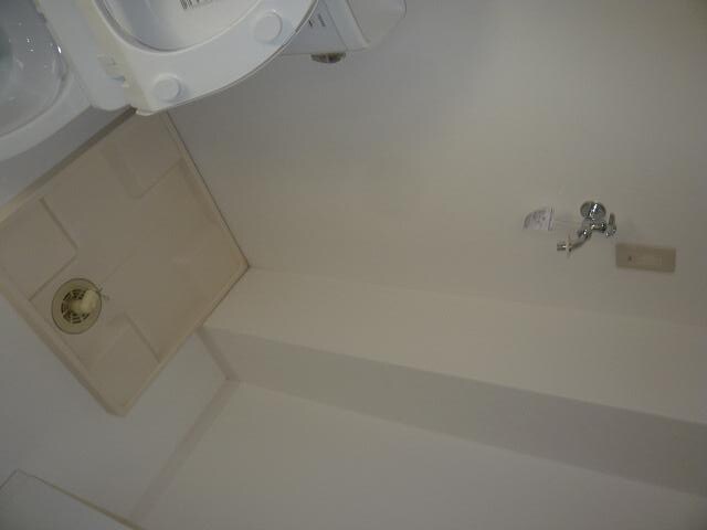 物件内観写真13　(洗濯機置場)