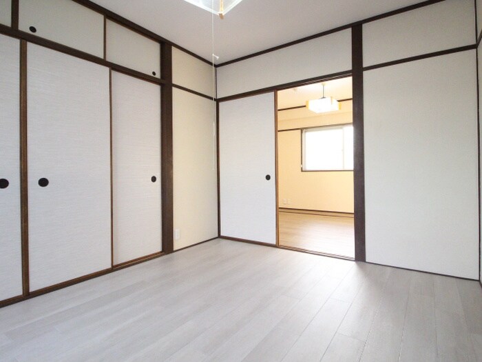 物件内観写真10　(居室)