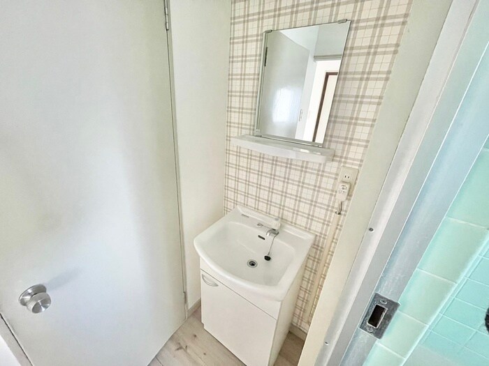 物件内観写真16　(洗面)