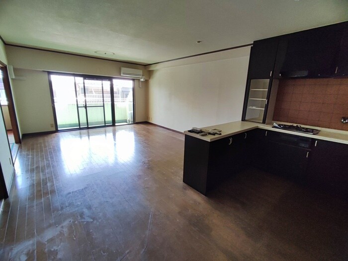 物件内観写真9　(居室)