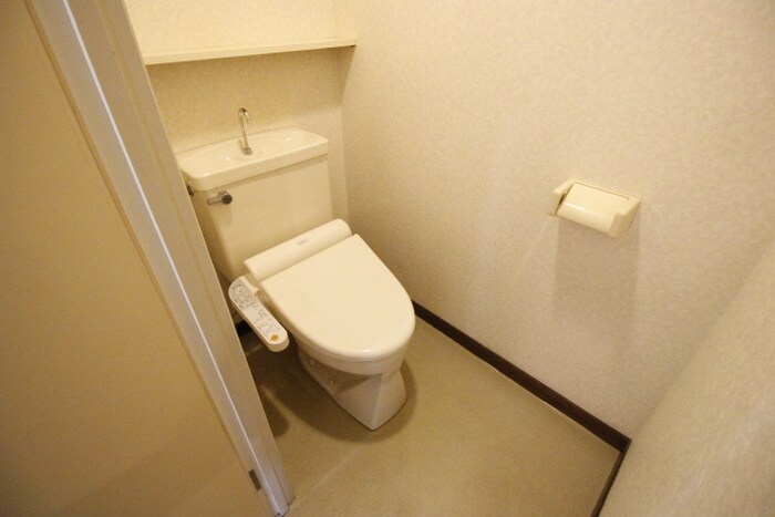 物件内観写真12　(トイレ)