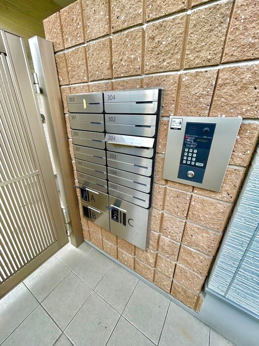 物件外観写真6　(建物設備)