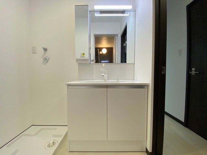 物件内観写真13　(洗面)