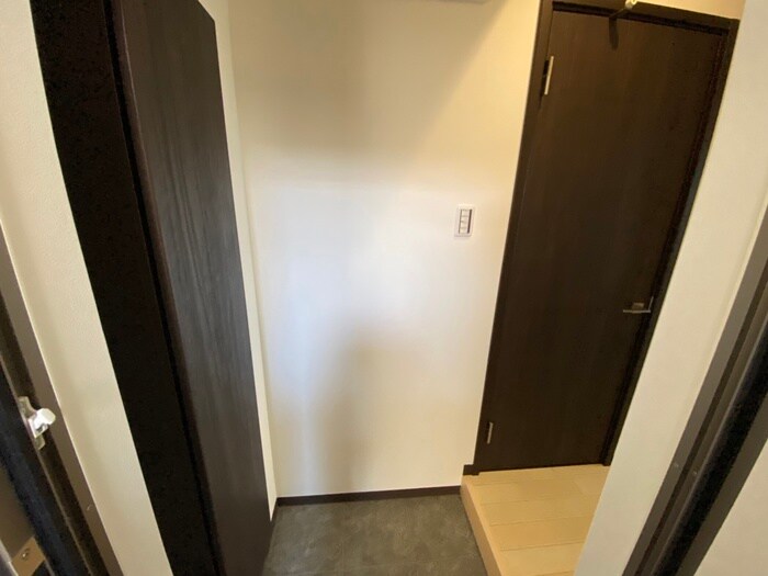 物件内観写真15　(玄関)