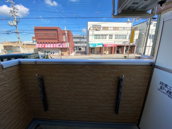 物件内観写真16　(室内からの展望)