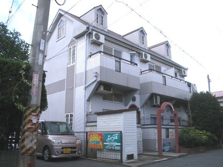 シャルマンフジ羽倉崎外観写真