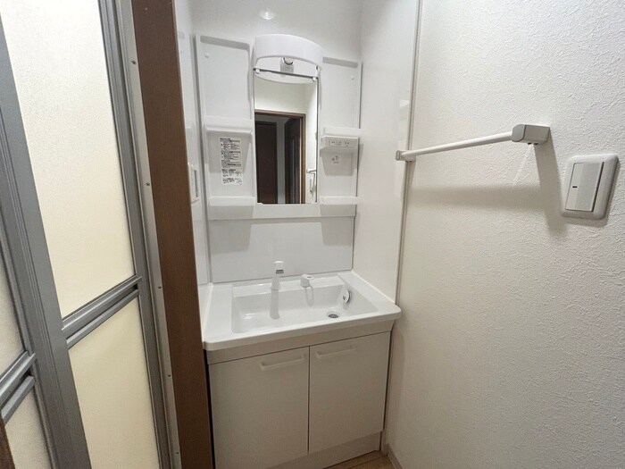 物件内観写真10　(洗面)