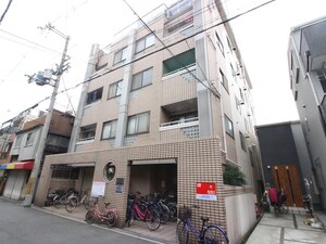 ポワア-グロンド外観写真