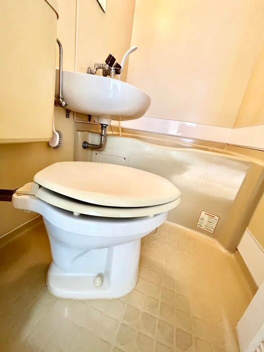 物件内観写真9　(トイレ)