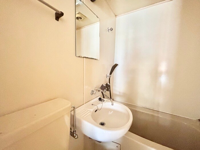 物件内観写真9　(洗面)