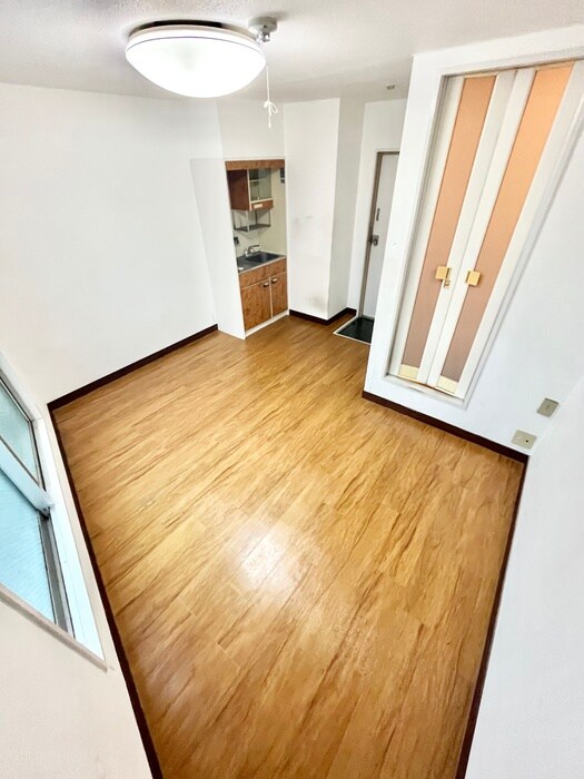 物件内観写真12　(居室)