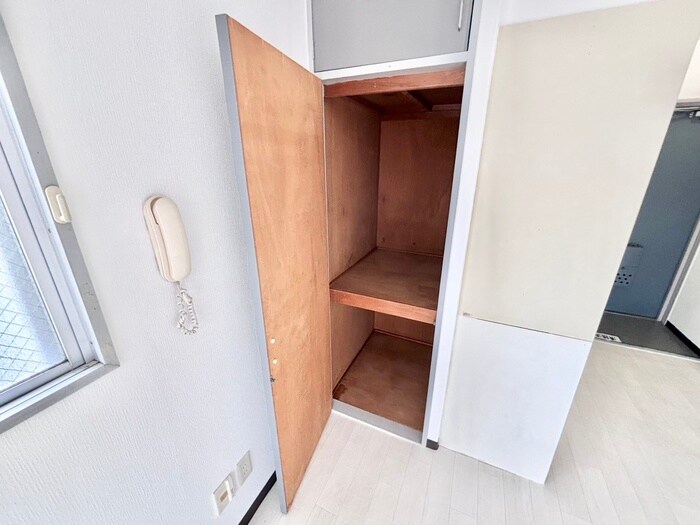 物件内観写真11　(収納)