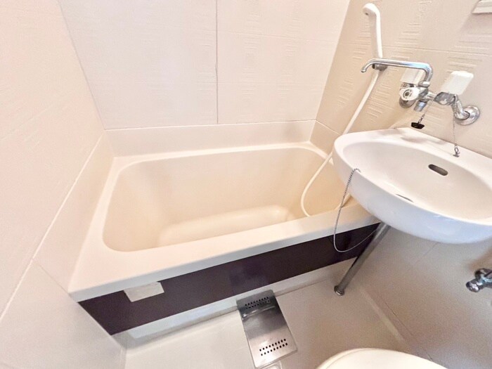 物件内観写真13　(バス／シャワールーム等)