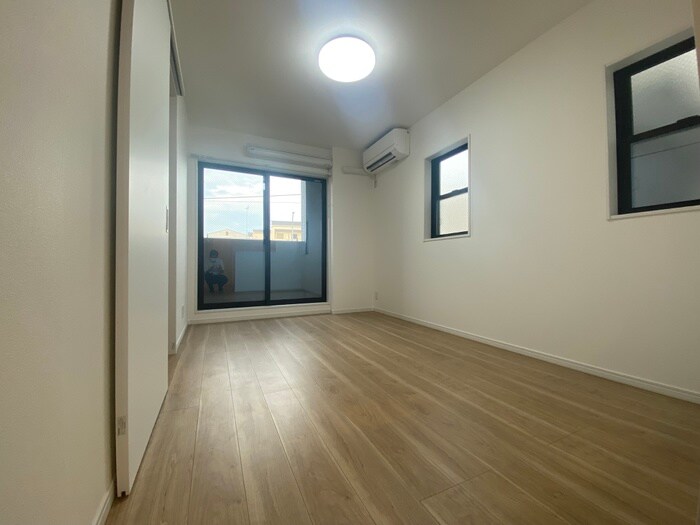 物件内観写真7　(居室)