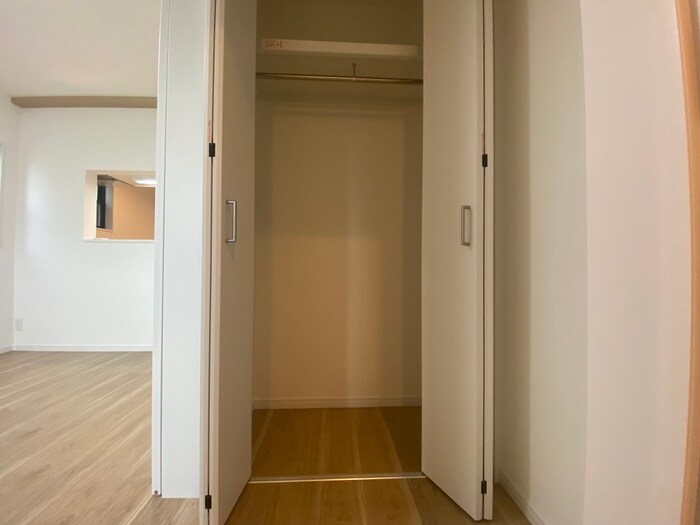 物件内観写真16　(収納)