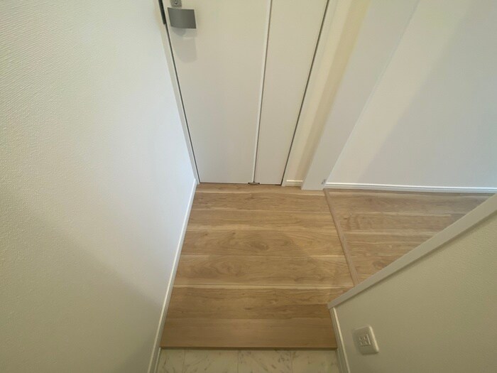 物件内観写真19　(廊下)