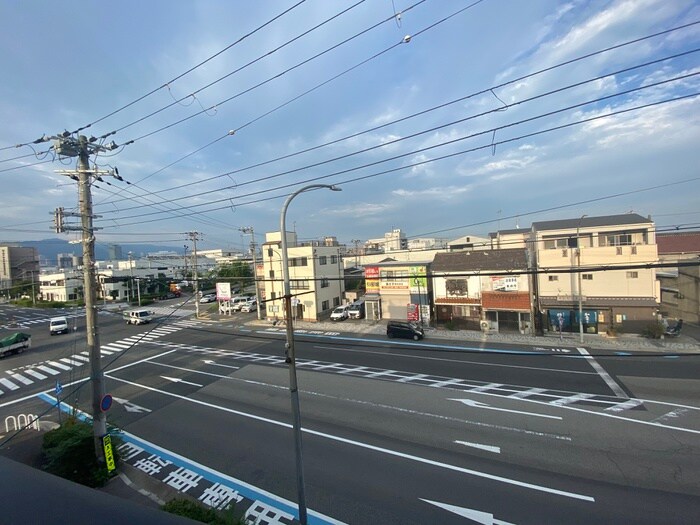 物件内観写真22　(室内からの展望)