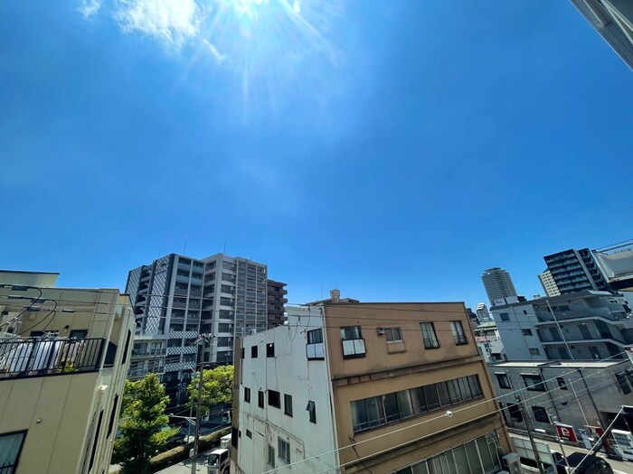 物件内観写真16　(室内からの展望)