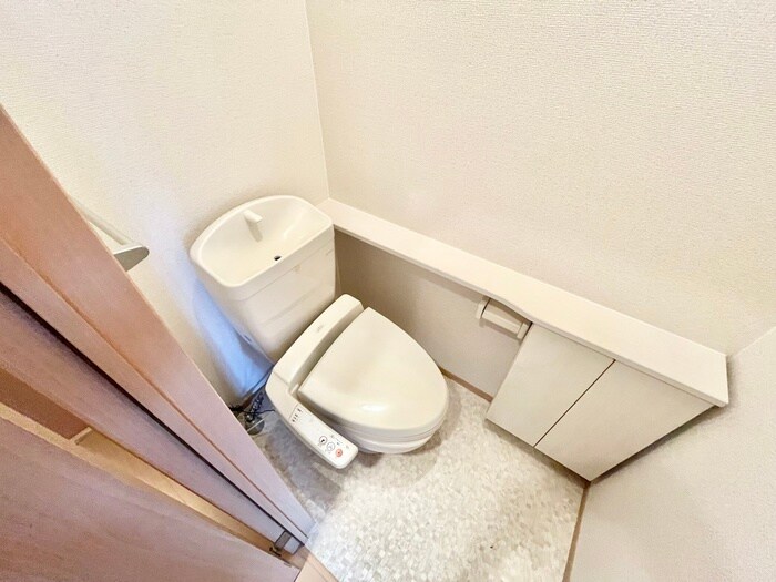 物件内観写真16　(トイレ)