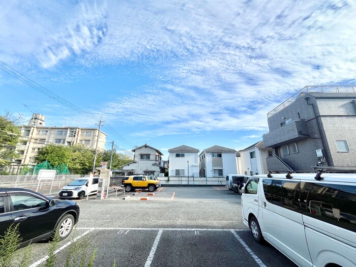 物件内観写真22　(室内からの展望)