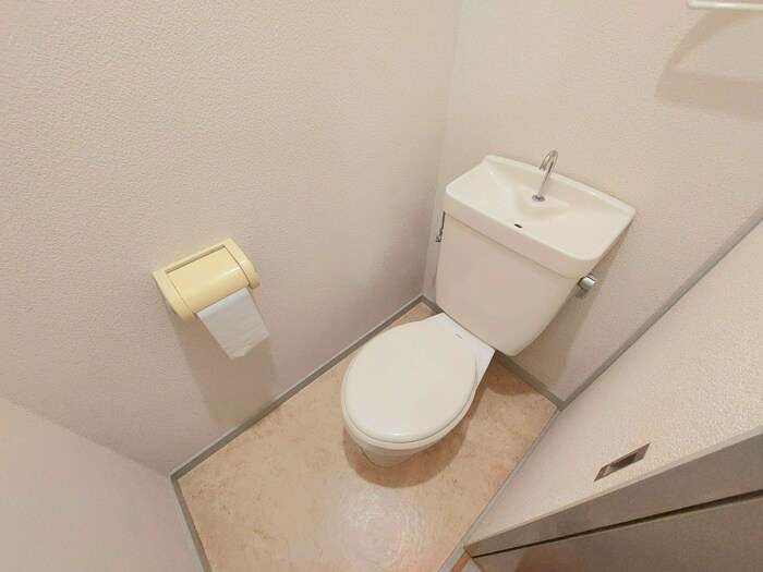 物件内観写真11　(トイレ)