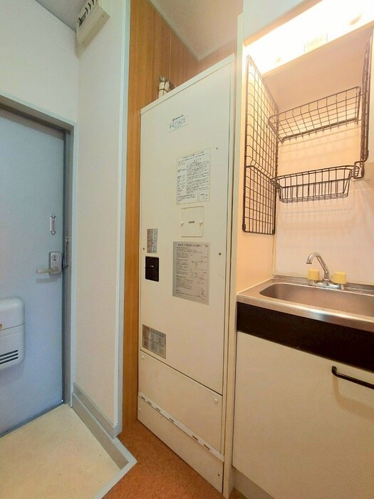 物件内観写真21　(廊下)