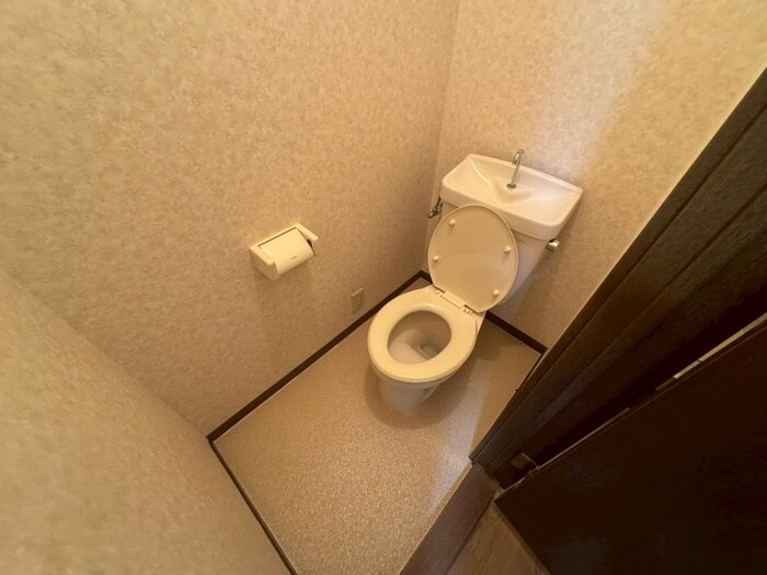 物件内観写真10　(トイレ)