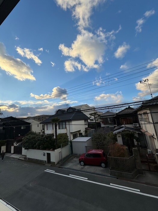 物件内観写真17　(室内からの展望)