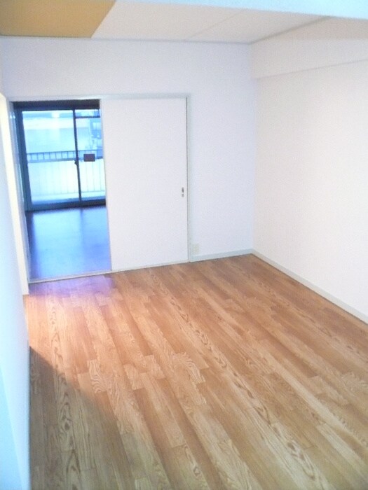 物件内観写真5　(居室)