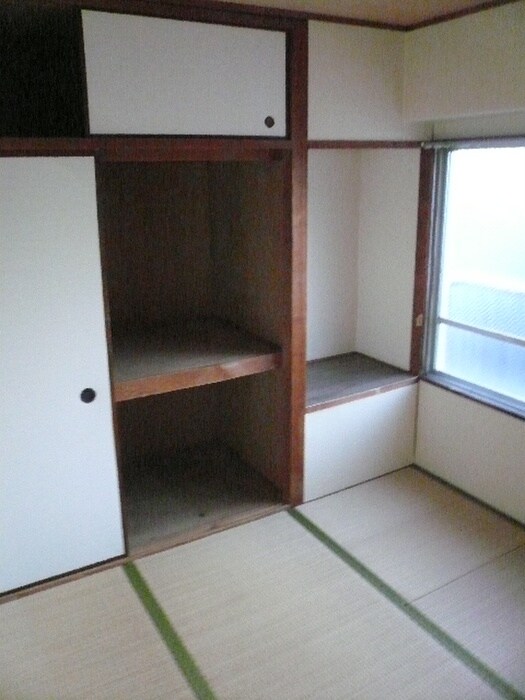 物件内観写真7　(居室)