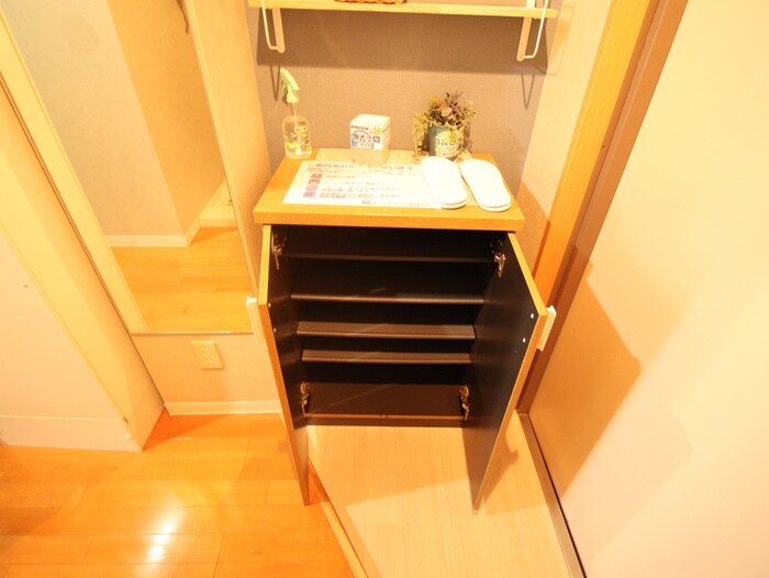 物件内観写真15　(靴箱)