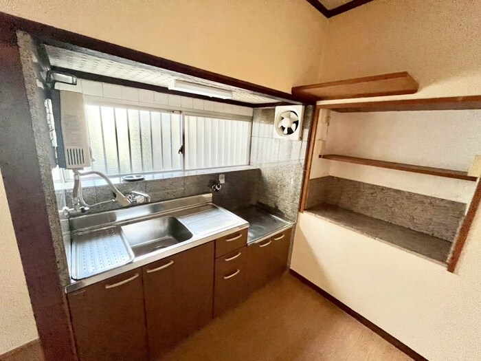 物件内観写真8　(キッチン)