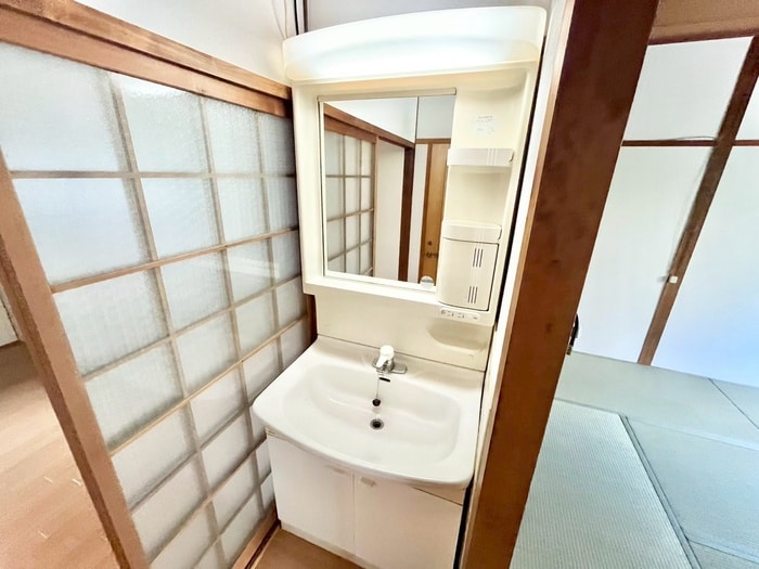 物件内観写真12　(洗面)