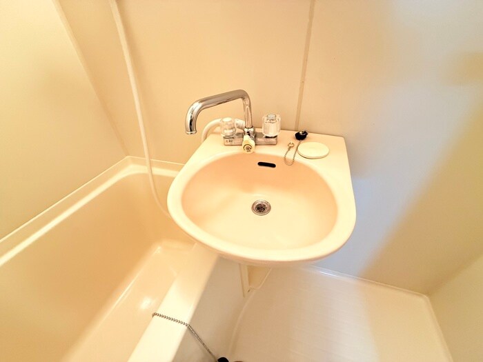 物件内観写真9　(洗面)