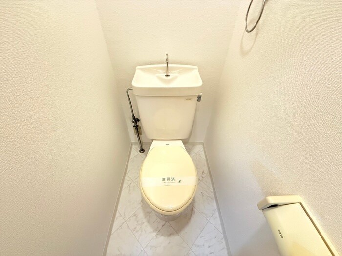 物件内観写真12　(トイレ)