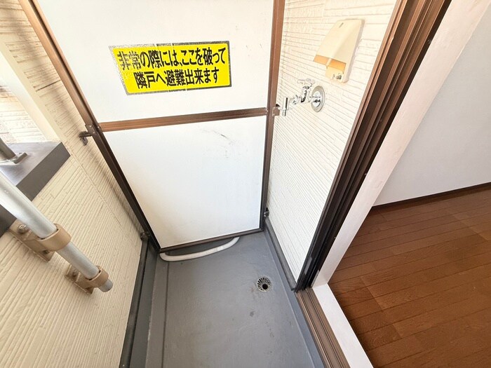 物件内観写真22　(洗濯機置場)