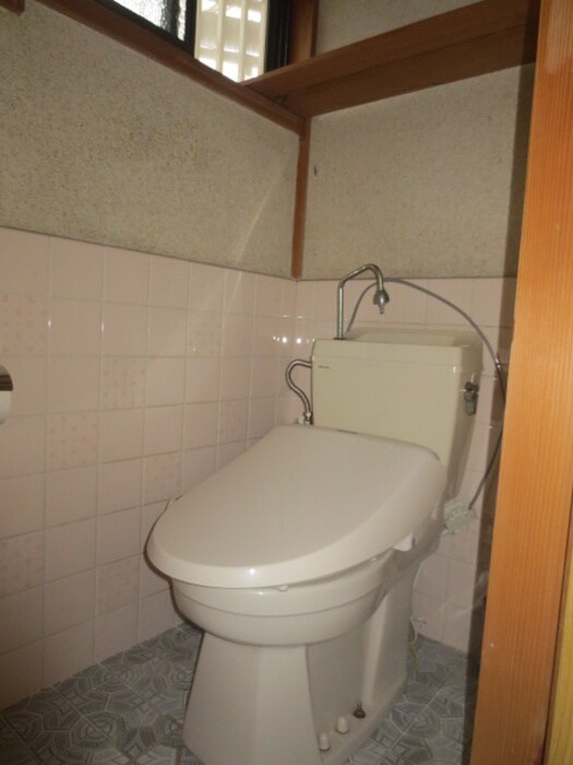 物件内観写真9　(トイレ)