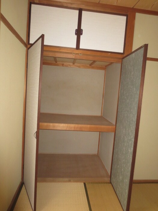 物件内観写真11　(収納)
