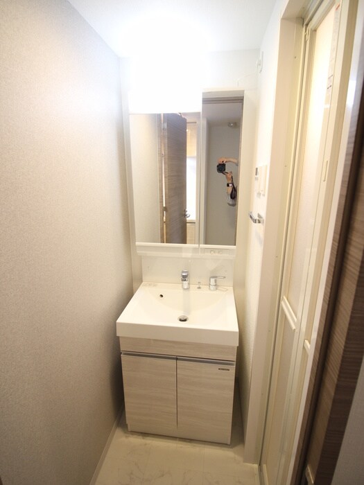 物件内観写真9　(洗面)